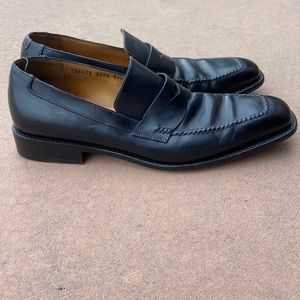 Vintage Salvatore Ferragamo 9 Black Square Toe Penny Loafers